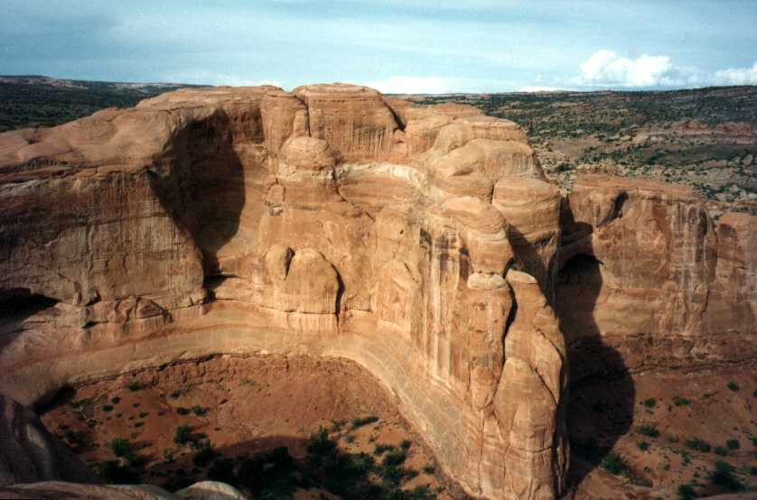 Arches6.jpg (52171 octets)