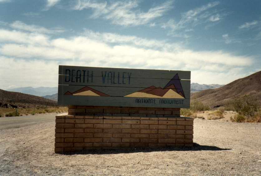 DEATHVALLEY.JPG (43667 octets)