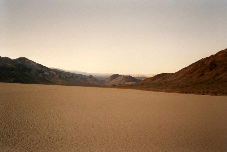 DEATHVALLEY5.JPG (26335 octets)