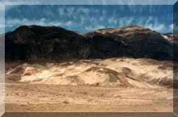 DEATHVALLEY10.JPG (7076 octets)