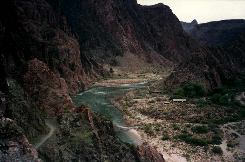GRAND_CANYON18.JPG (66918 octets)